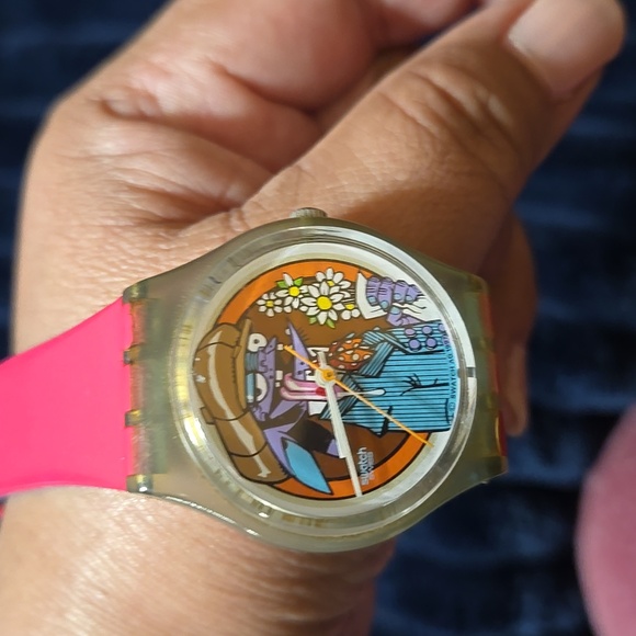 Colorful Cartoon Character Watch with Red Strap - Picture 4 of 4